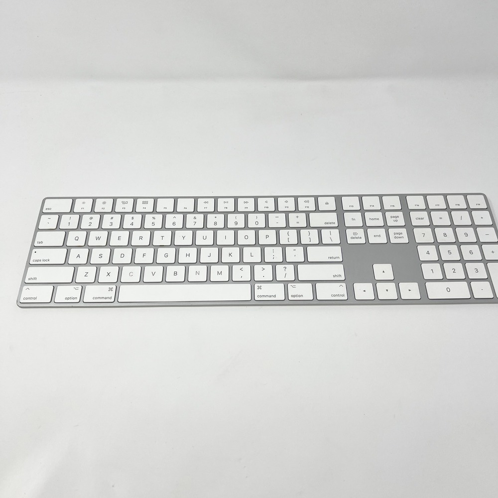 Apple Magic Keyboard with Numeric Keypad Silver White Wireless A1843 EMC 3138